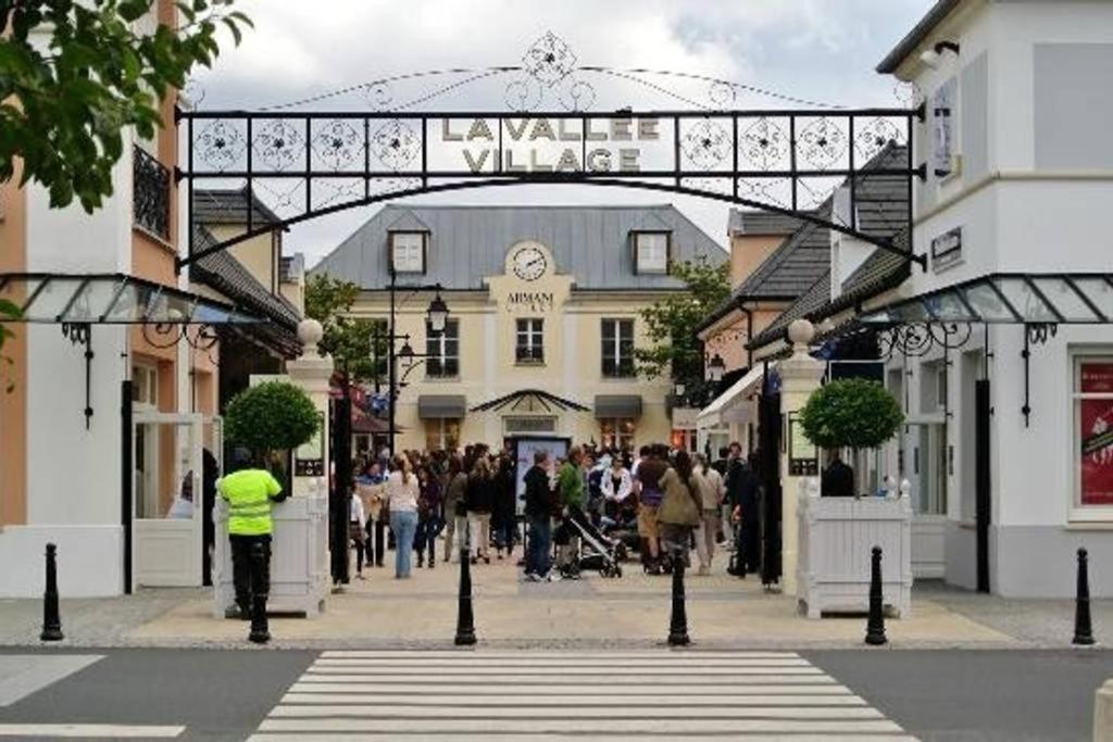 Disney 3 Mn, 14 People , 4 Bedrooms, 2 Parkings Prives Chessy  Bagian luar foto